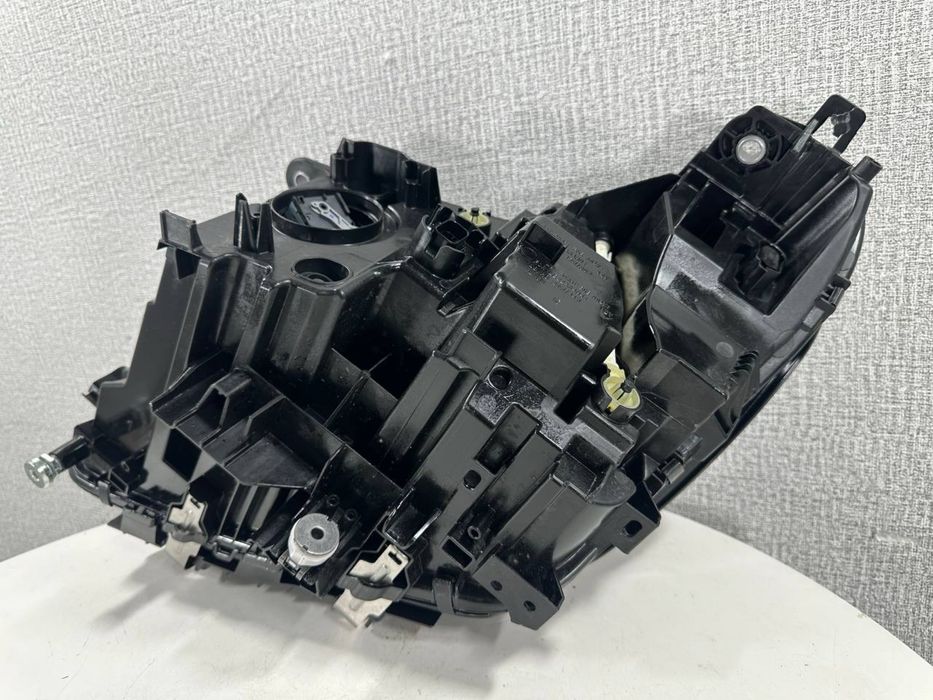 Фара передняя правая BMW 5 G60 G61 ( 2023 - 2026 г. ) 5A798D8-08