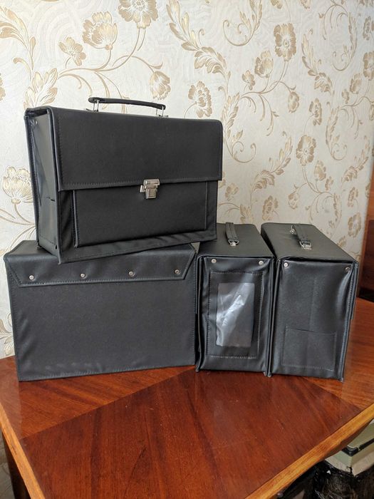 Валіза портфель чемодан архівний для паперів документів