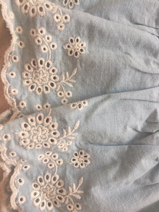 Vestidos BASS10 t6 e Chicco t4 novos