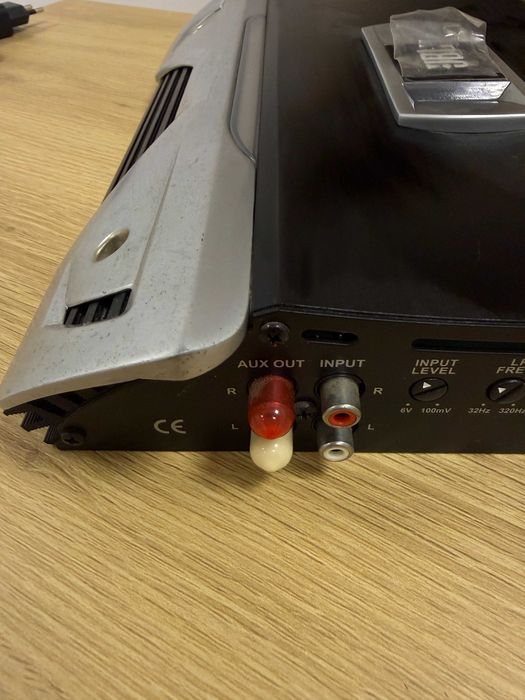 Підсилювач JBL GTO 3501 для сабвуфера, 1100W