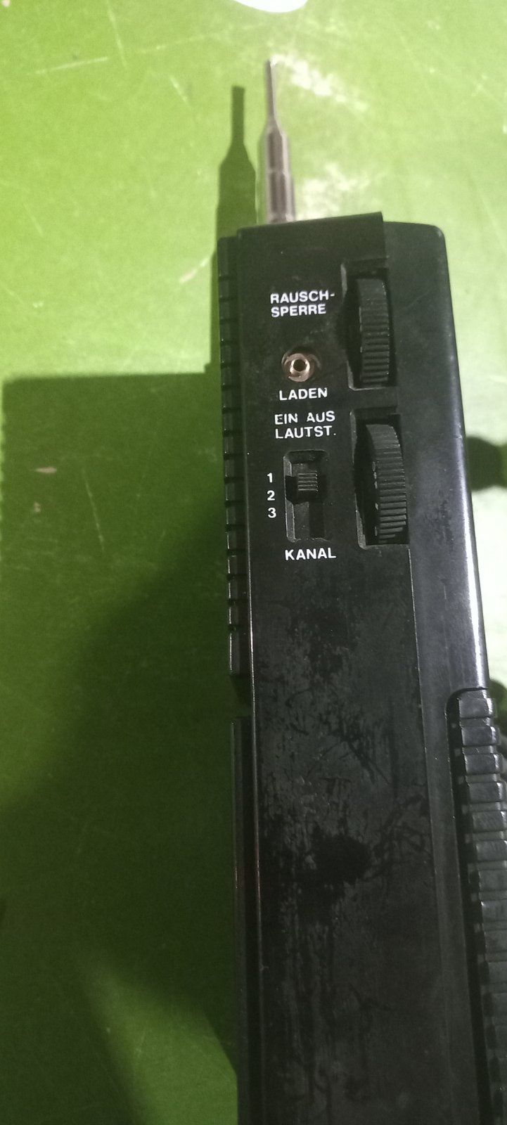 Вінтажна радіостанція Fieldmaster TС-2015 та рація HF-12/3.