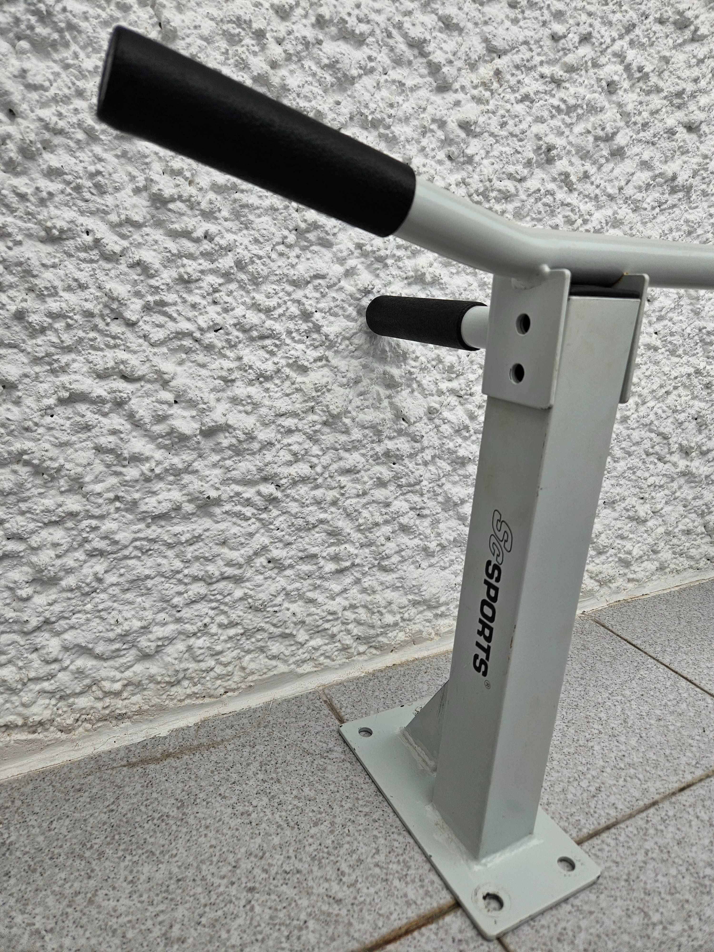 BARRA DE ELEVAÇÃO DE TECTO | Musculação | Cor branca