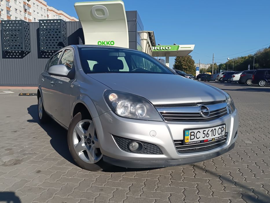 Opel Astra H офіційна один власник