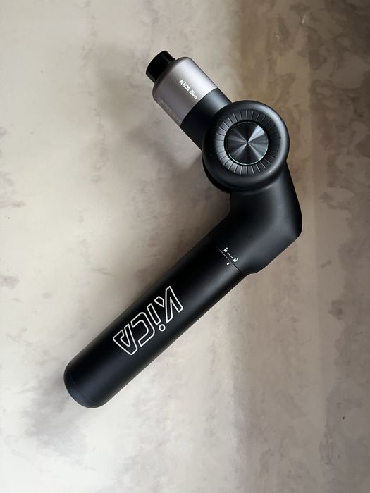 Masażer KiCa Evo 6 wymiennych końcówek