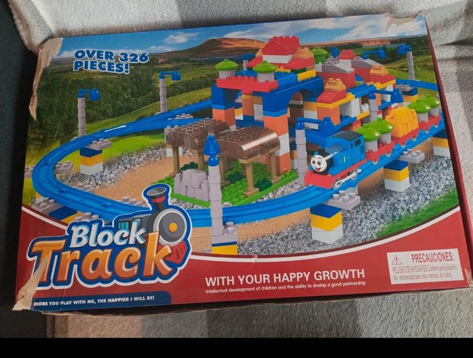 Duży zestaw klocków konstrukcyjnych