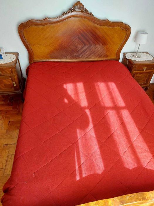 Mobília de Quarto Vintage Queen Anne