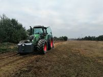 Karczowanie Wycinka drzew Mulczer  Czyszczenie działek mulczowanie