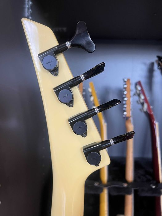 Fernandes PJS-50 MIJ gitara basowa skala 32"