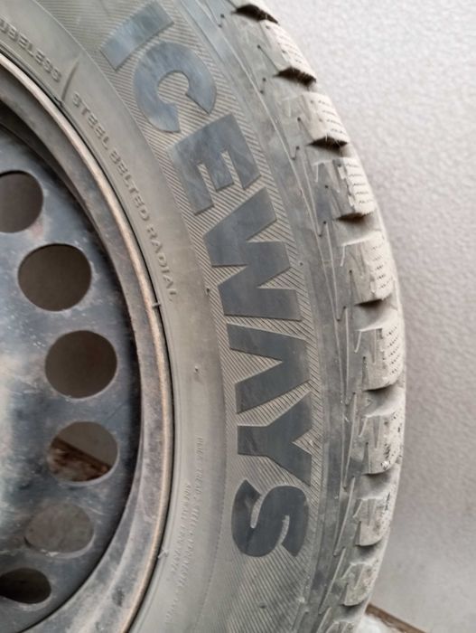 Lassa Iceways 205/60R16 комплект на сталевих дисках 5х112 Mersedes