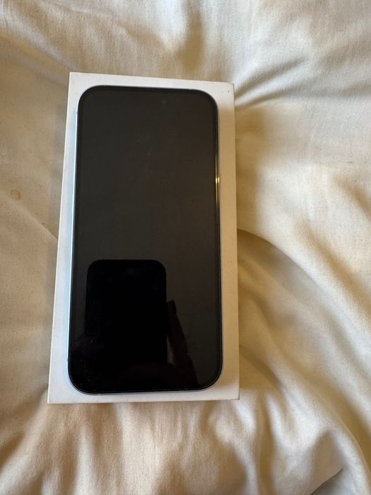 iPhone 15 com garantia