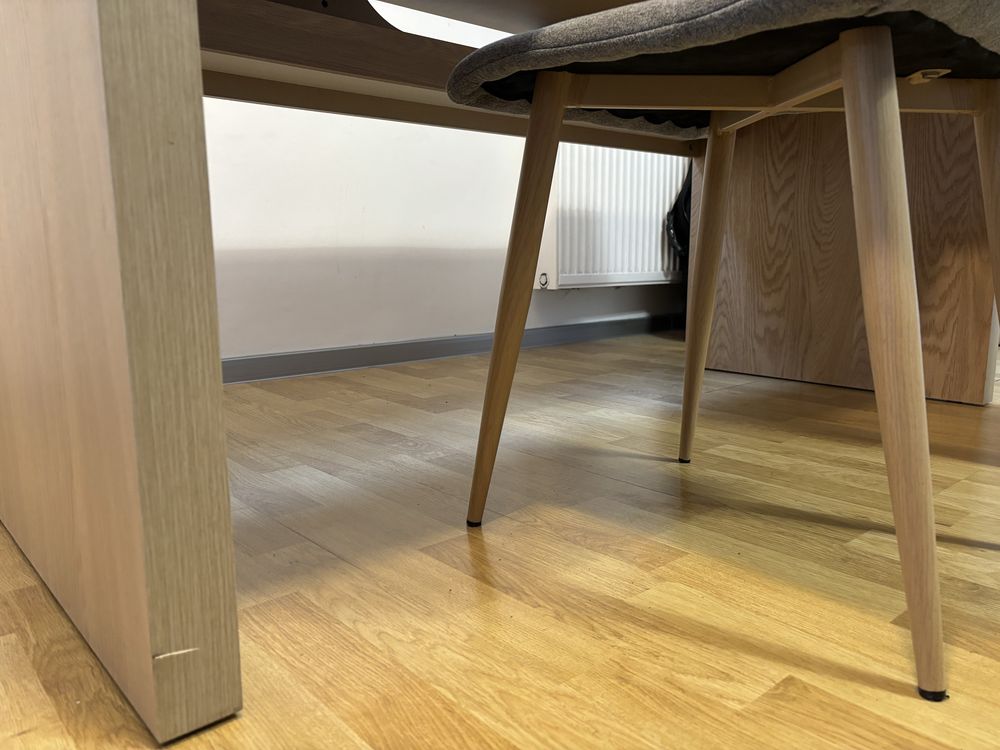 MALM | Biurko z wysuwanym panelem | IKEA