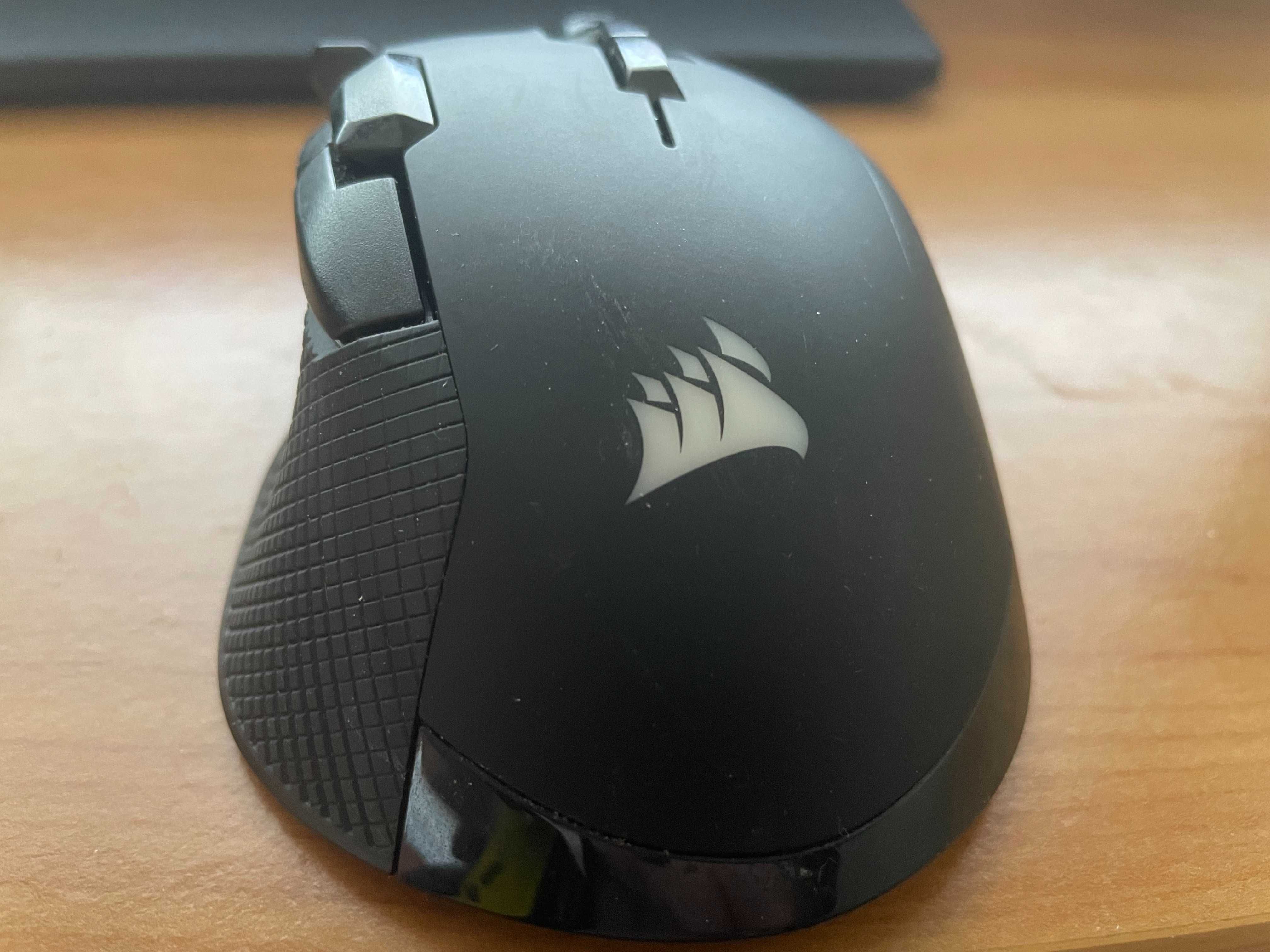 Rato IRONCLAW RGB sem fios Wi-Fi ou Bluetooth da CORSAIR 18.000 DPI