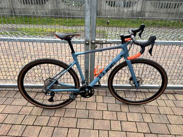 Gravel Cube nuroad Race Shimano GRX