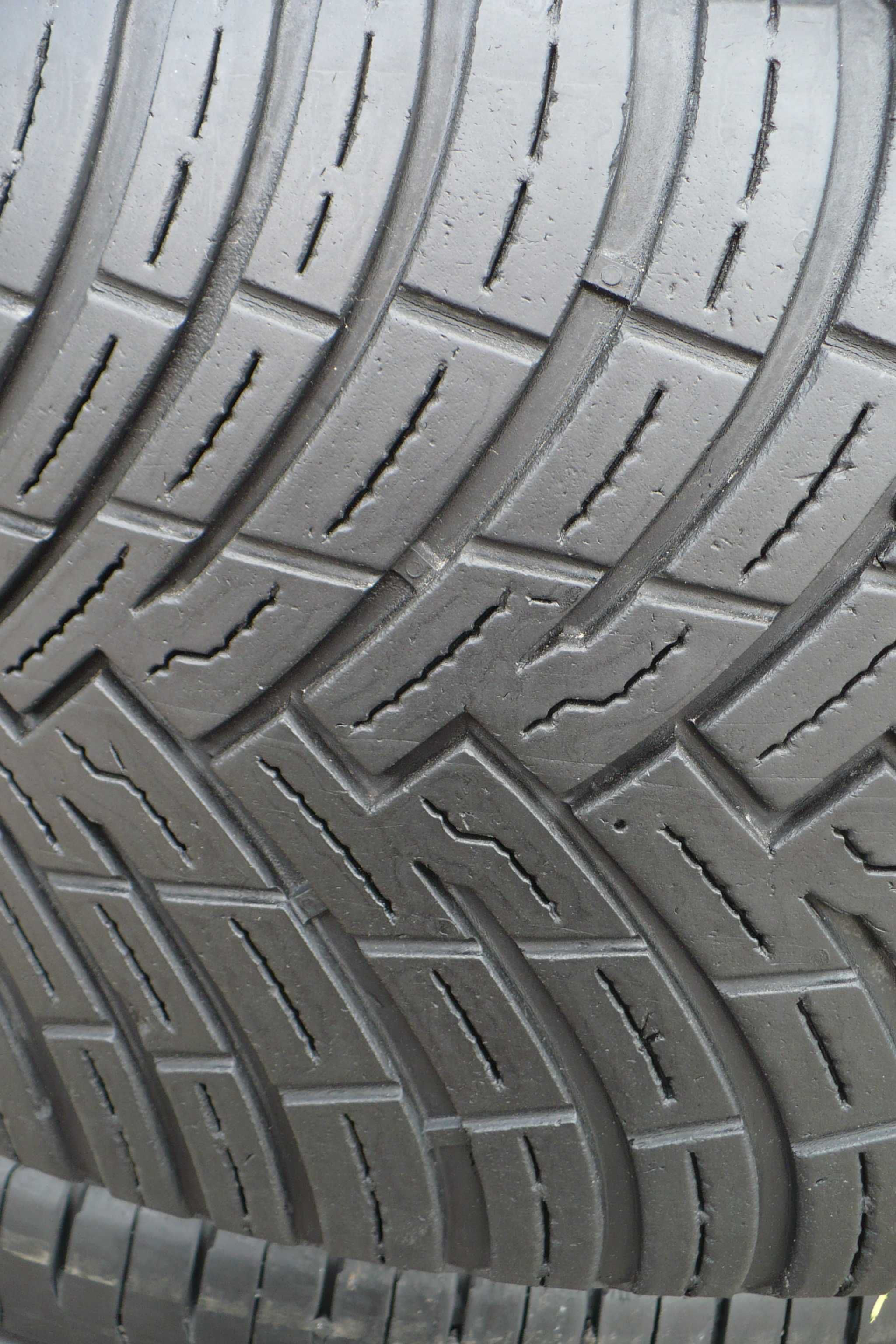 Opony Pirelli 225/45R17 94W XL 4,5mm Całoroczne 2szt. 2022r.