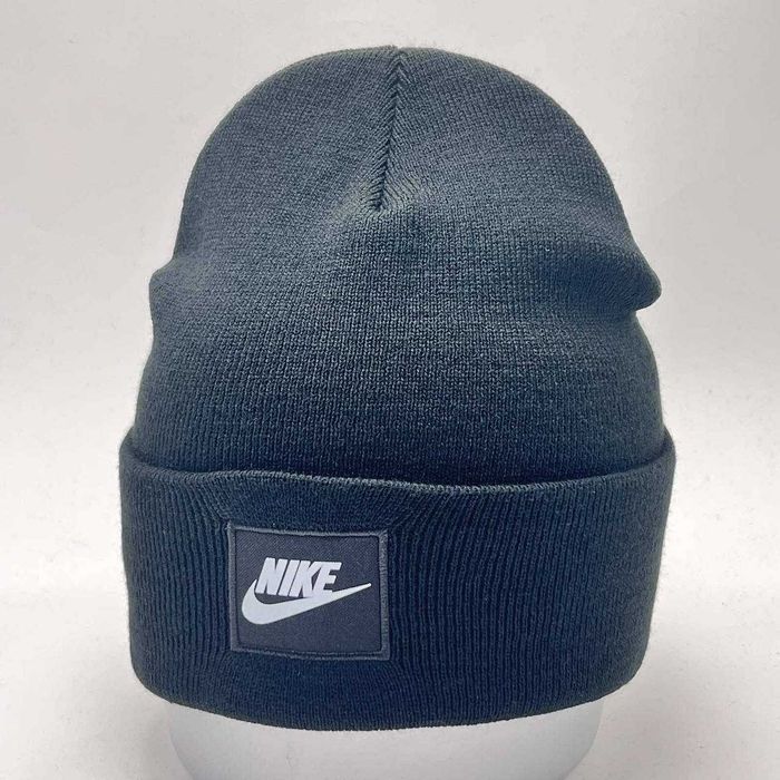 Czarna czapka zimowa Nike