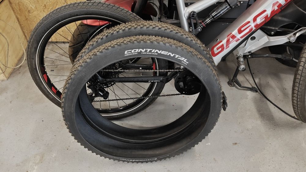 Opony rowerowe Continental CrossKing 27.5x2.6 zwijane  E-bike ready
