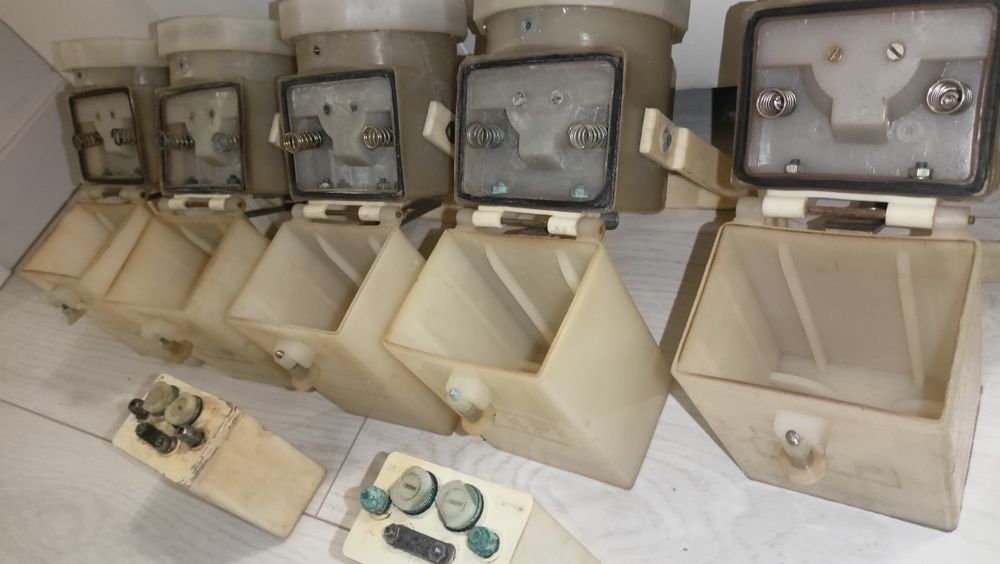 Stare latarki - lampy kolejowe ELN-7 - ZWUS - 5 sztuk - cena za całość