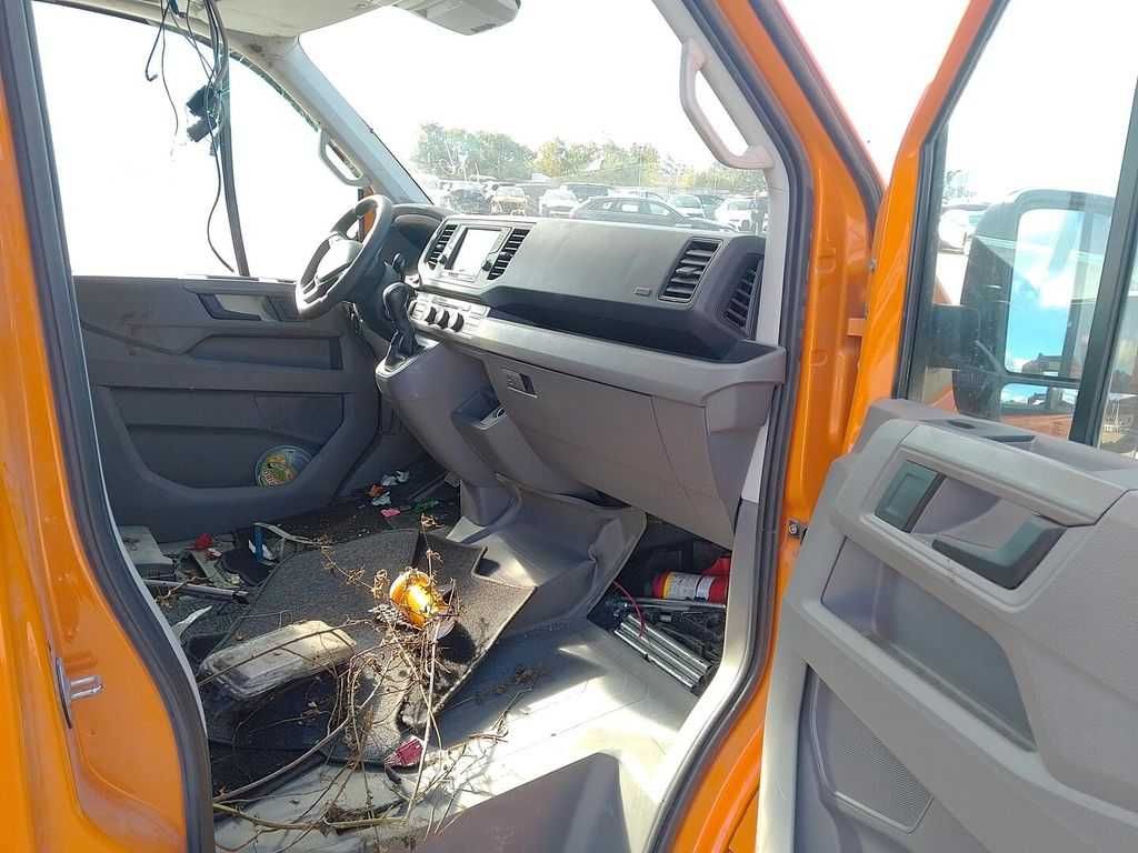 Crafter camper pilot 2.0 tdi 177KM automat navi fv 23% 41697zl brutto
