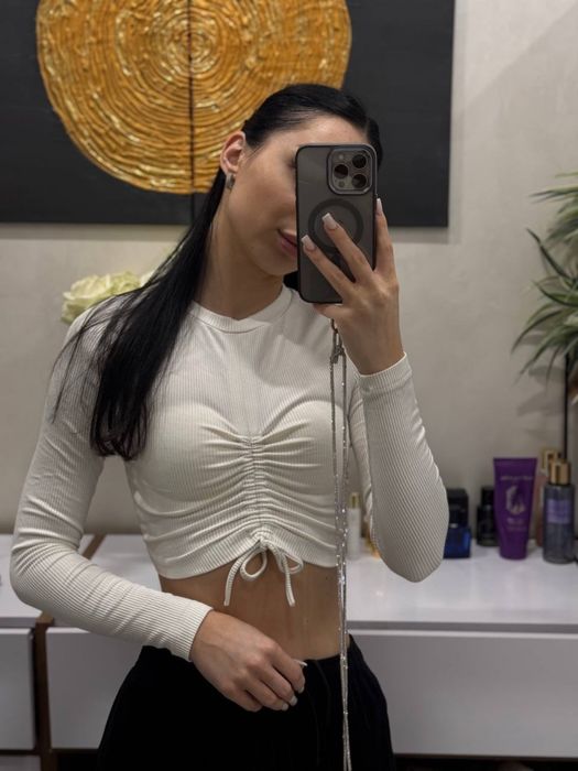Продам топ з довгим рукавом “ XS”