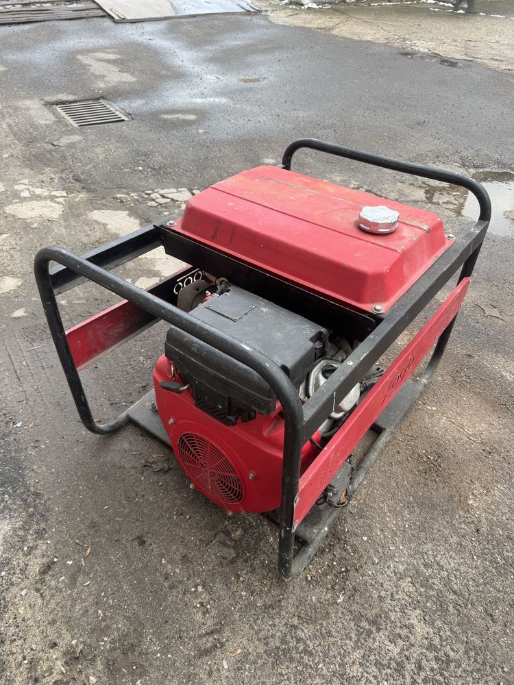 Agregat prądotwórczy Fogo FV10000E Honda gx620 rok2013 stan bdb