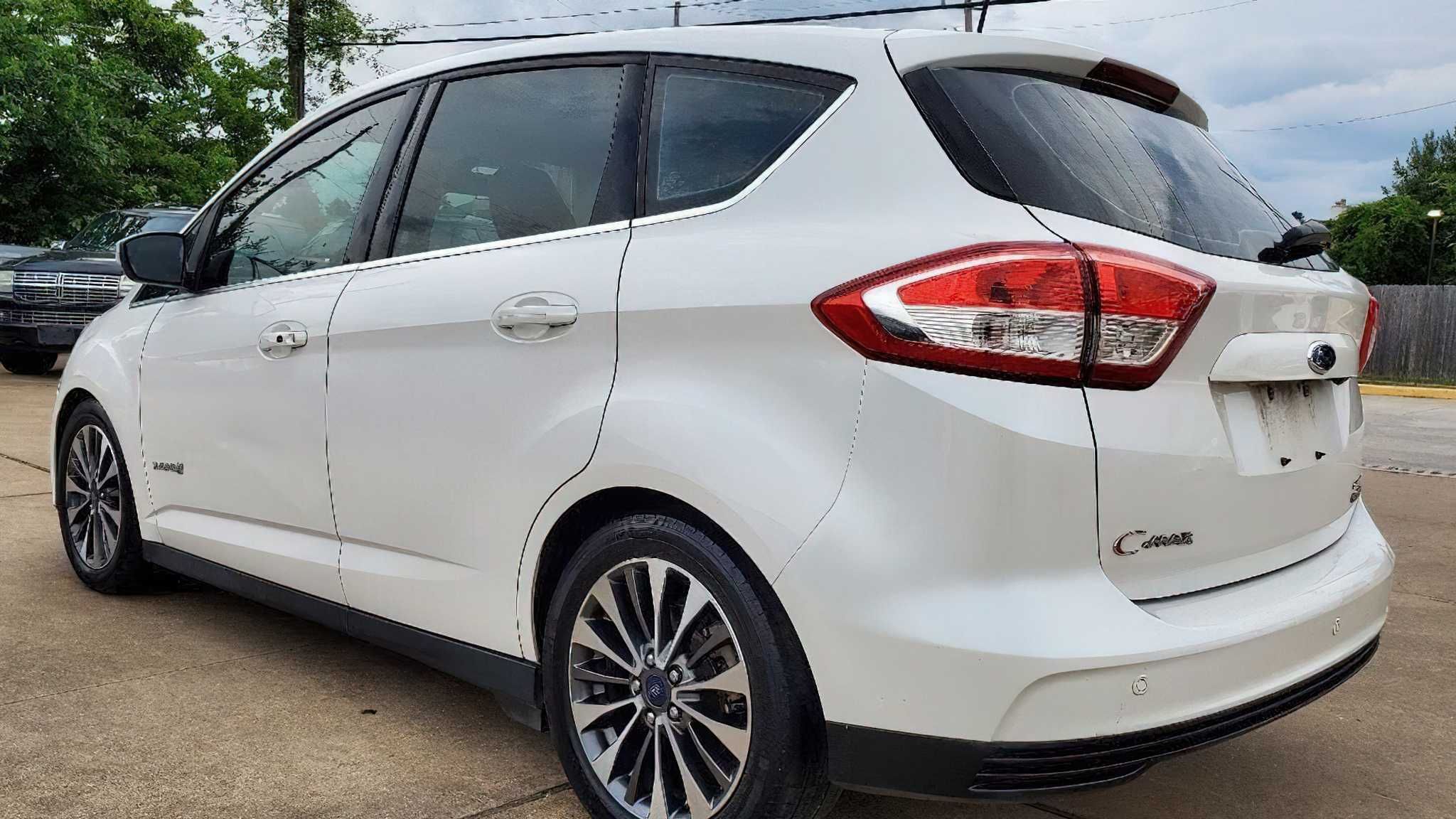 Ford C-Max Hybrid Titanium 2018