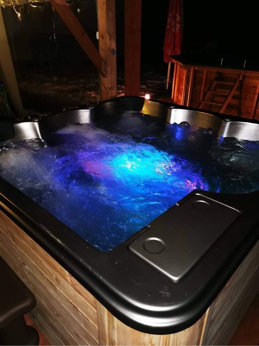 NoclegiFerieJacuzzisaunaGorącyPotokBasenyTermalneWyciagiNarciarskie