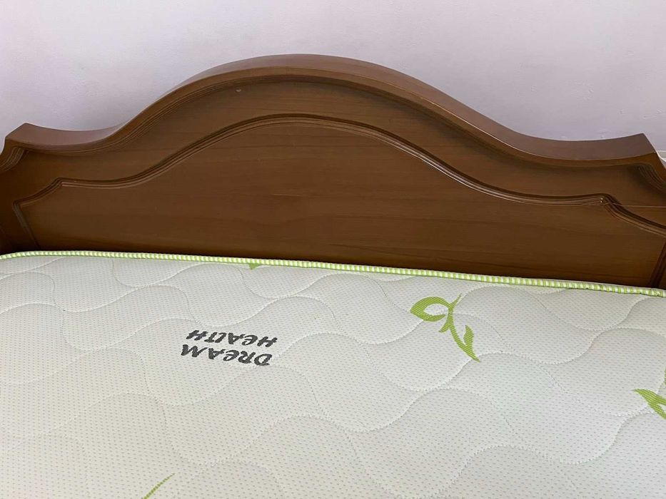 Ліжко двоспальне ліжко