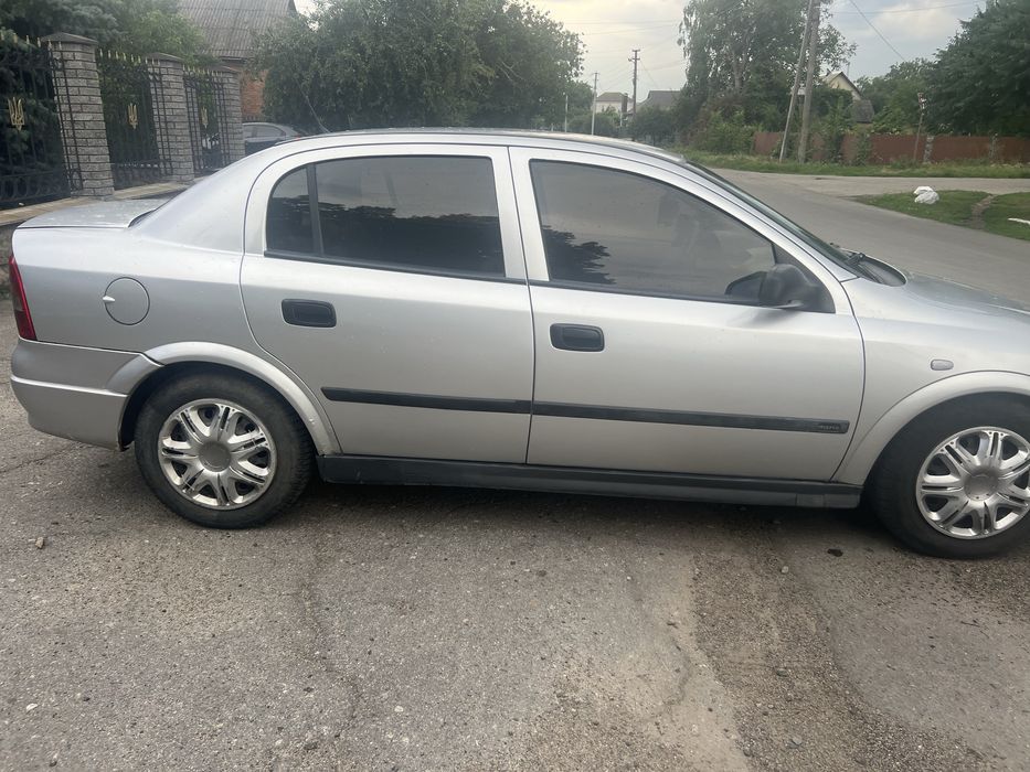 Продам автомобіль Опель Астра G