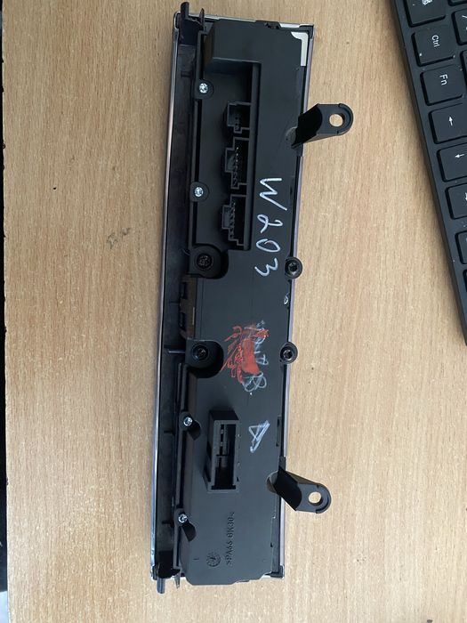 Блок кнопок мерседес w203