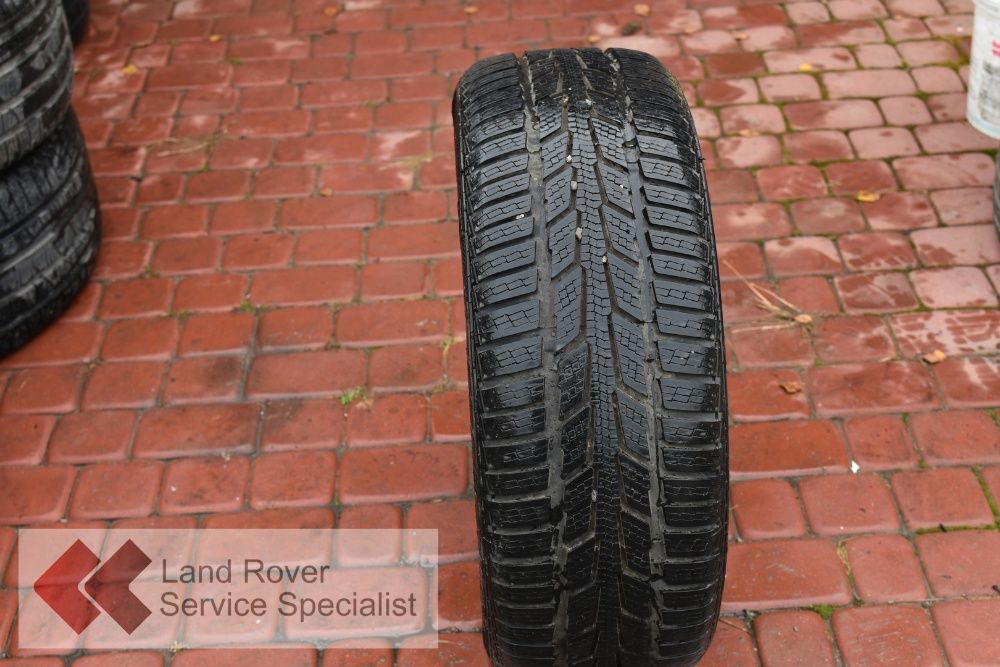 Opona Semperit Speed-Grip 225/55 R17