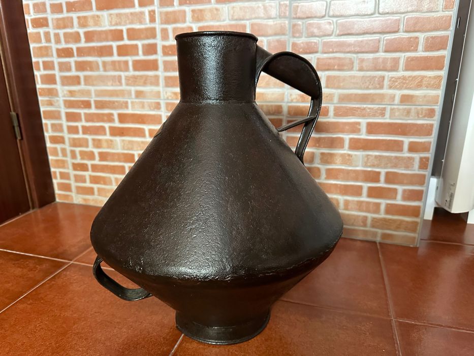 Antiguidades - Cântaro Antigo para Vinho e Água