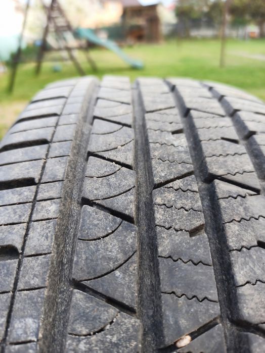 Opony Continental CrossContact LX 215/65 R16 98H M+S