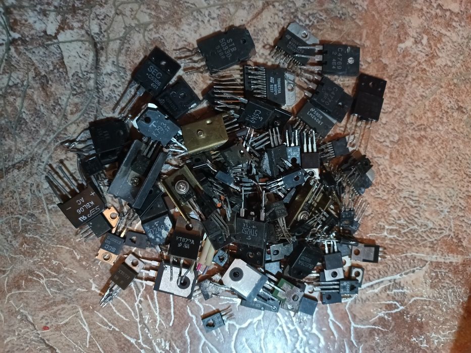 Транзистори різні СРСР