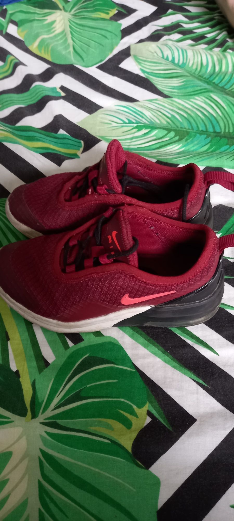 Buty nike rozm 27,5