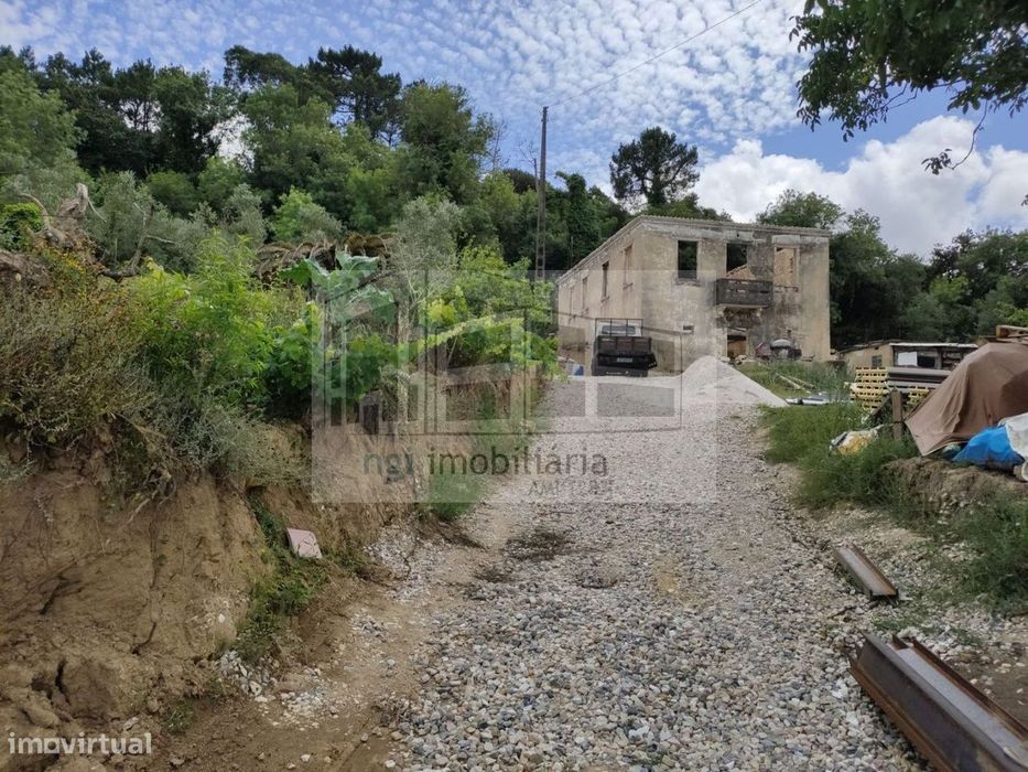 Terreno em Lousa