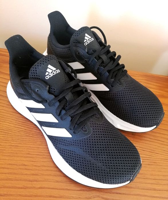 Adidas 36 - Novas e originais