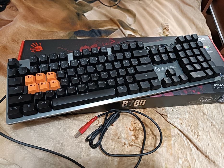 Клавиатура Bloody B760, кликающая тактильная, 100%, optical switch