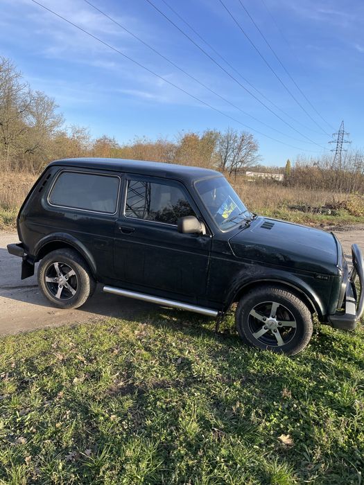 Продам ниву 2016рік