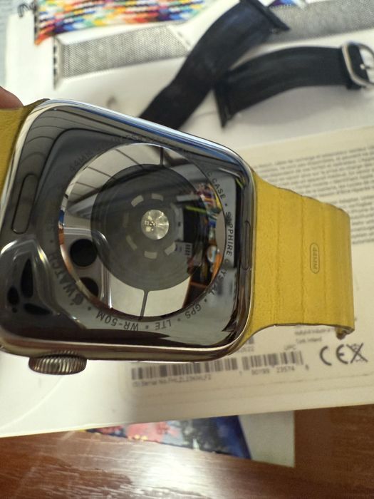 Apple Watch Series 5 LTE Stainless Steel (44mm)