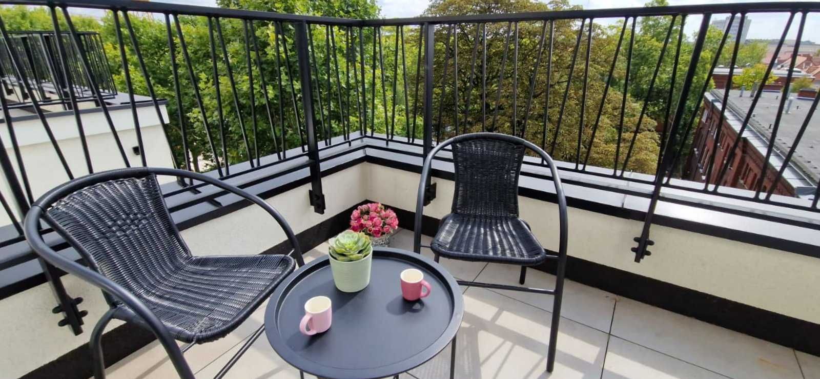 Słoneczny apartament w prestiżowym budynku Modena by Cordia