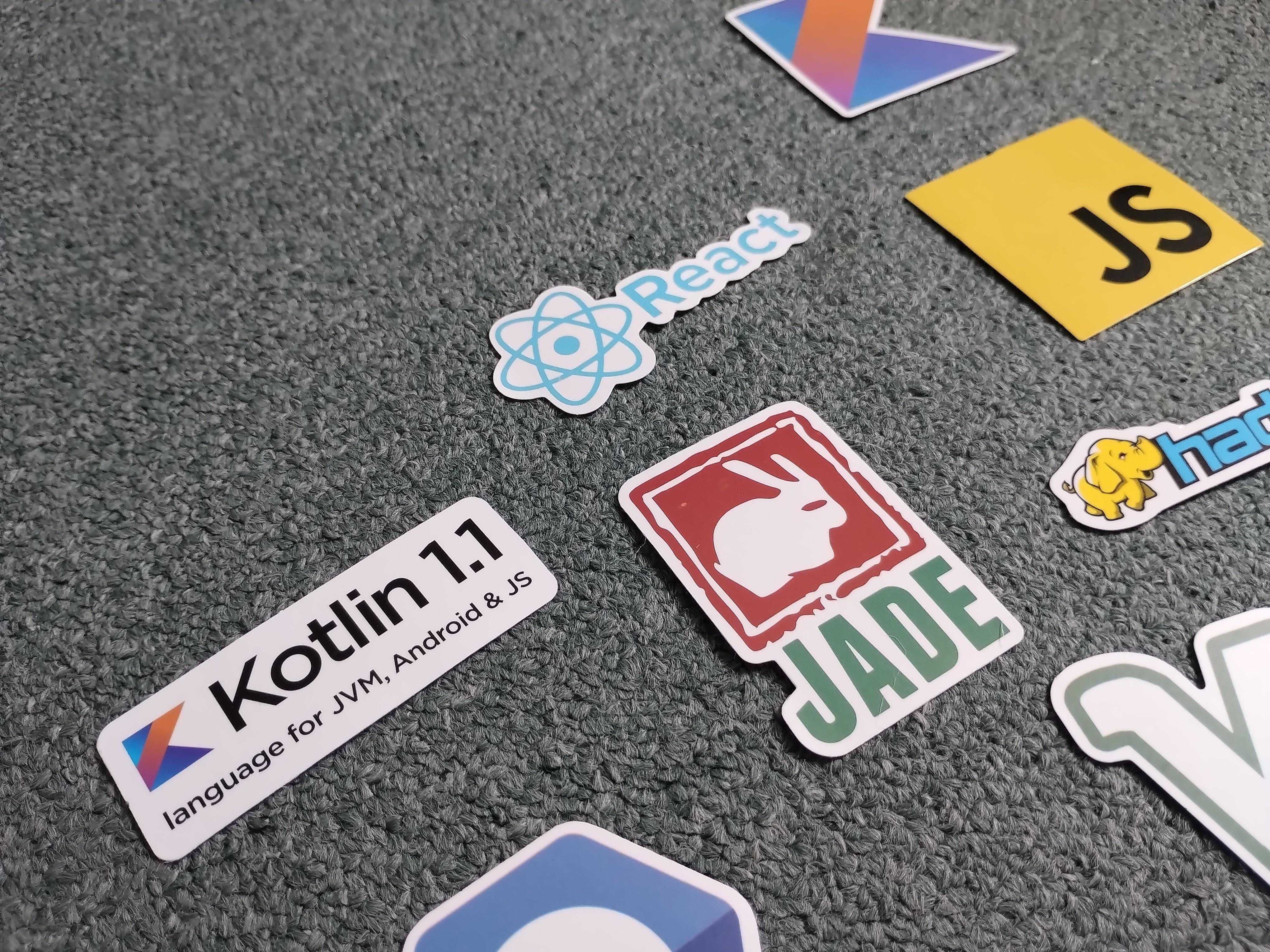 Naklejki laptop | informatyka | komputery | programowanie | wlepy NOWE