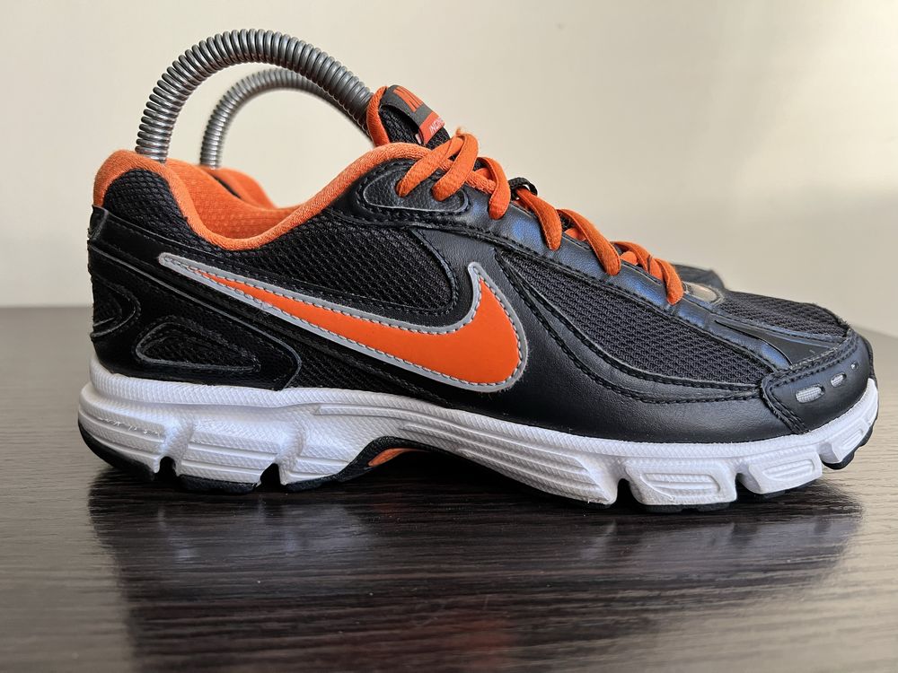 Кросівки NIKE INCINERATE (GS) 431957-006 Розмір 38 на 24 см