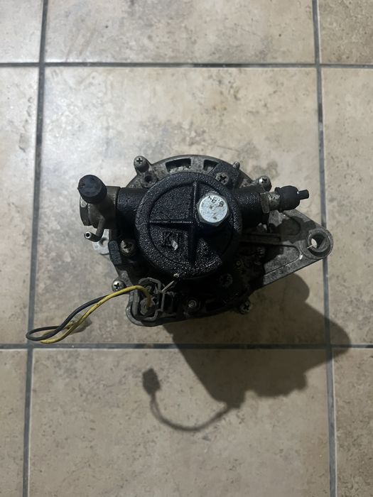 Alternador cargo de carrinha nissan