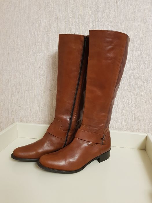 Сапоги кожаные женские Minelli