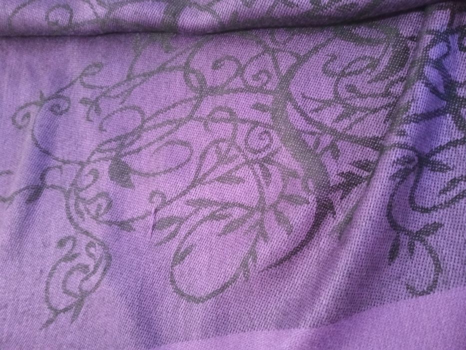 Fioletowy Szal Avon dł. 176 cm