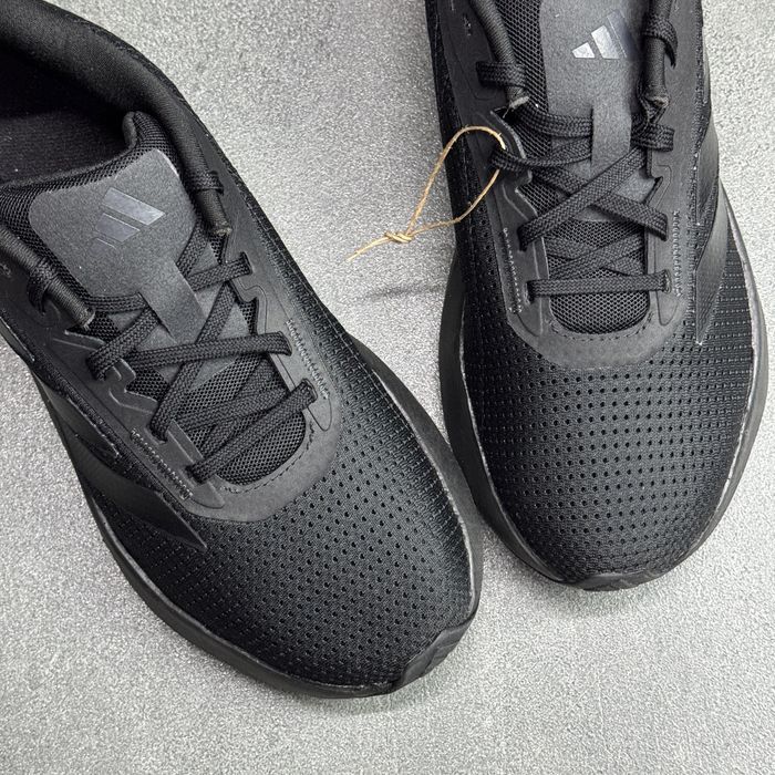 ОРИГІНАЛ 100% Кросівки чорні адідас Adidas IF7870/39 р