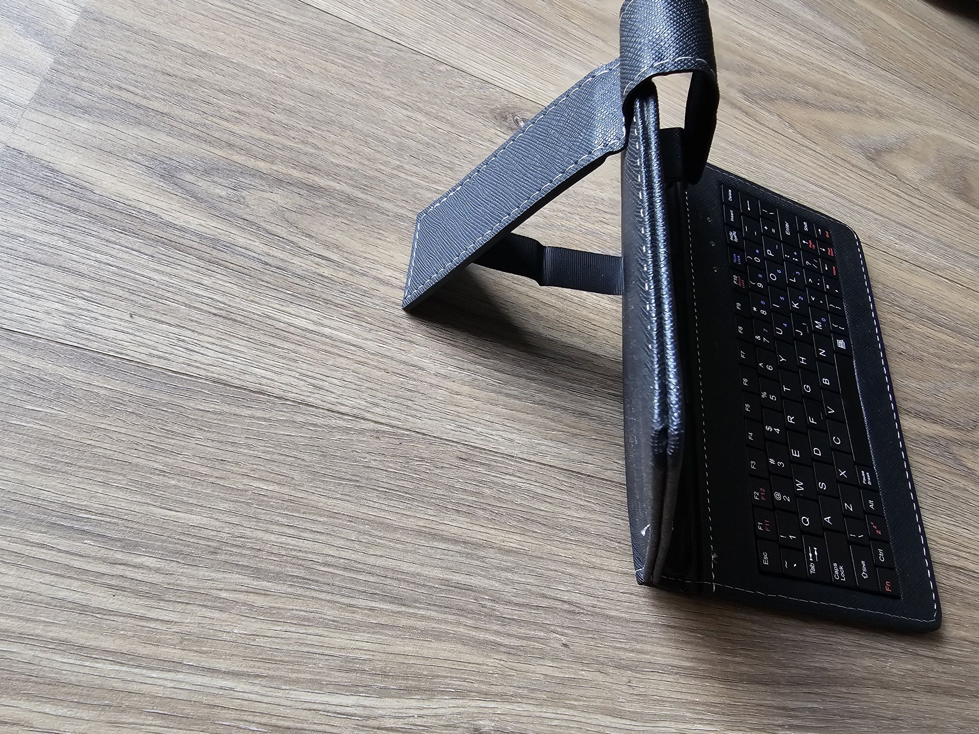 Klawiatura do telefonu/tabletu etui