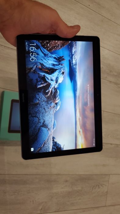 Huawei T3 10. Wifi.  Гарна ціна !!!