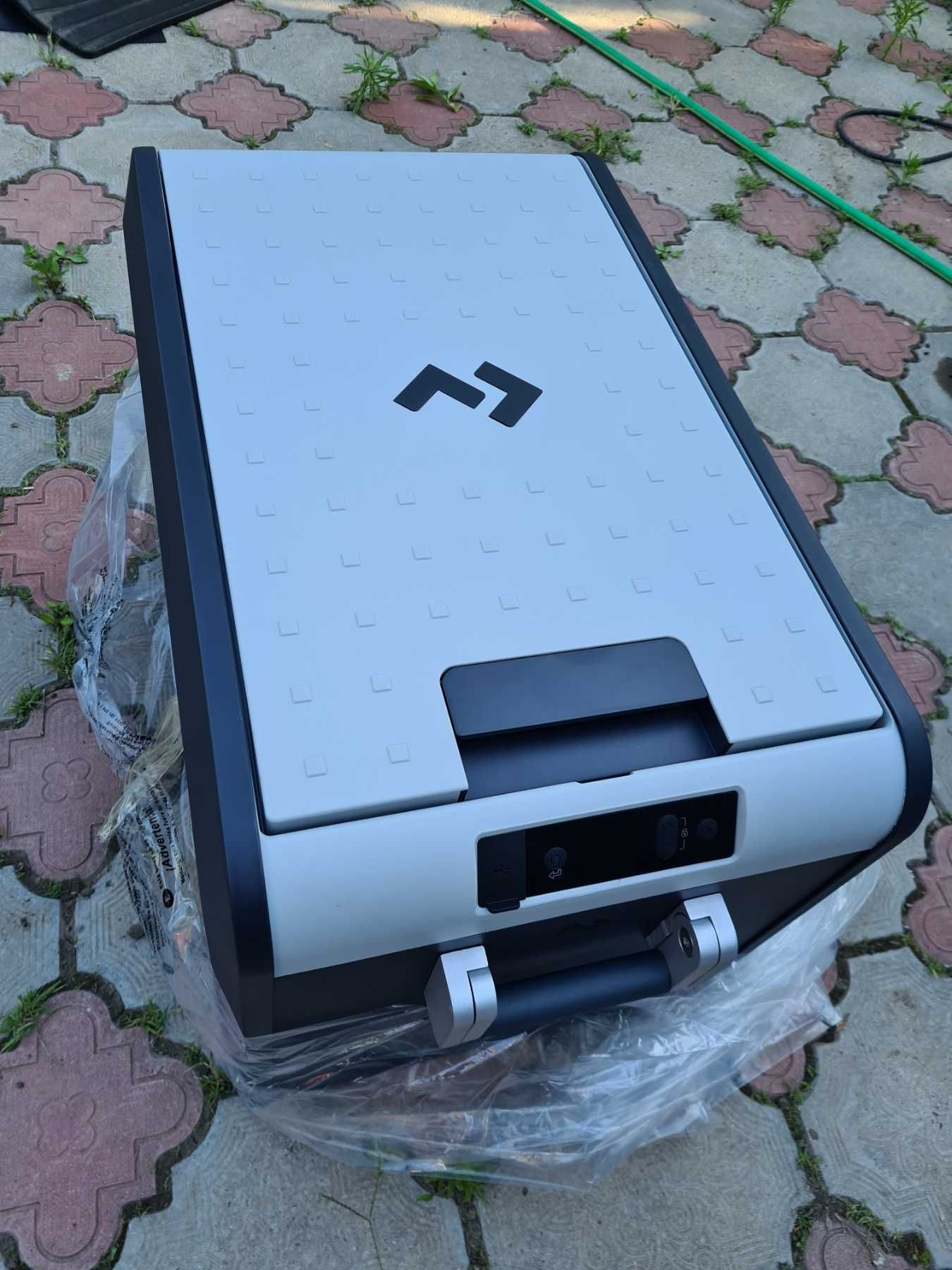 Компрессорный автохолодильник Dometic CFX3 45