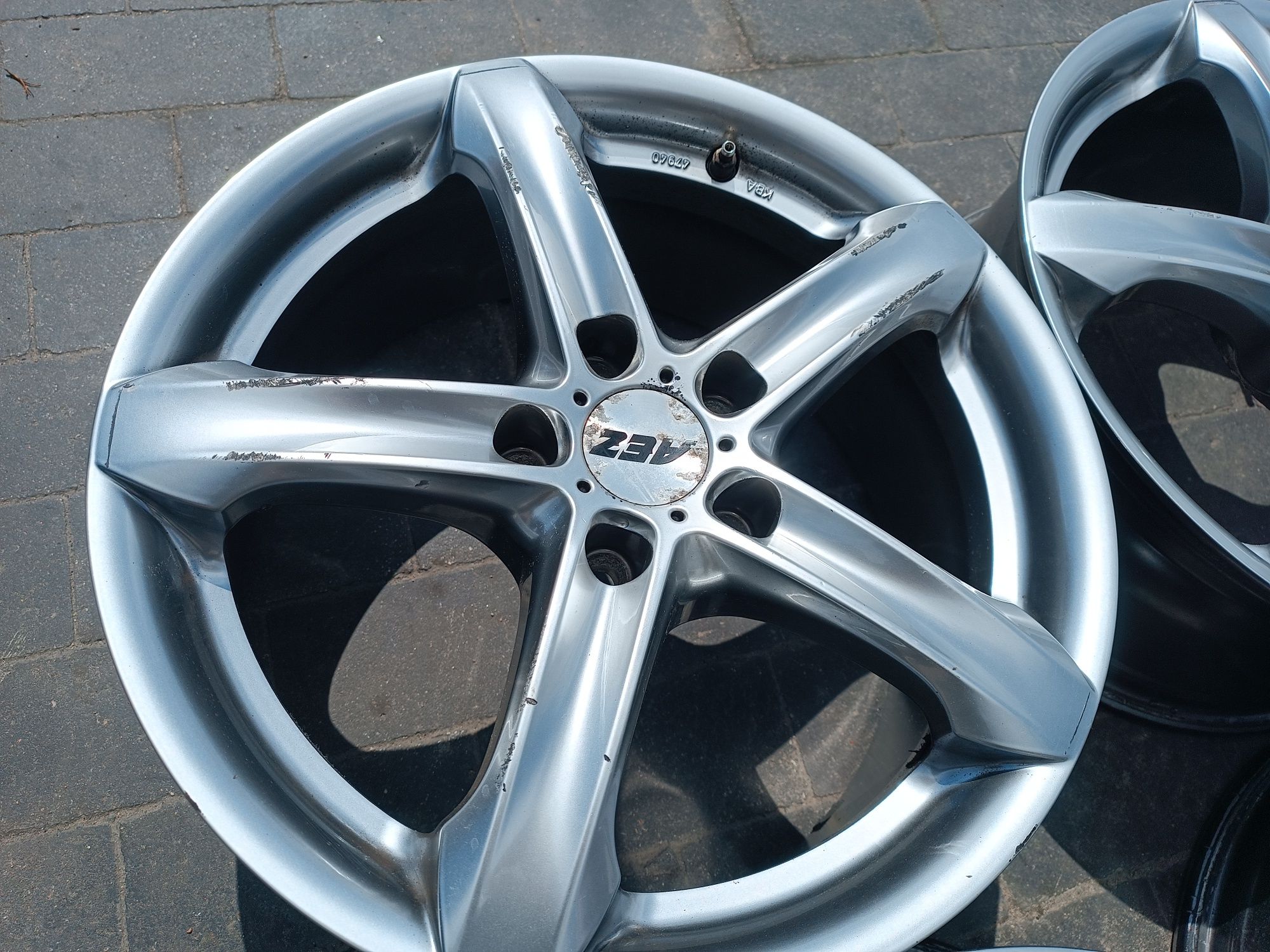 Felgi Alu VW Golf VI VII Touran Skoda Mercedes 5x112 ET48 7.5J17